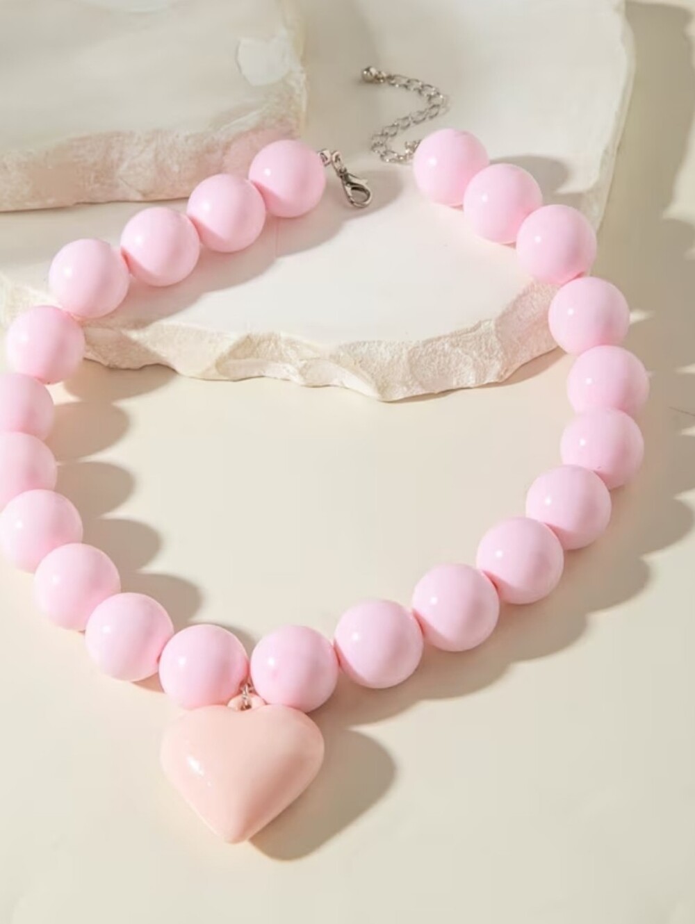NWT* Chunky Pink Heart Beaded Statement Necklace *NEW